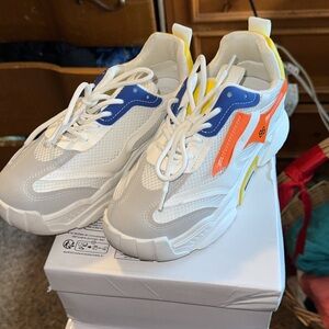 Brand new tennis shoes